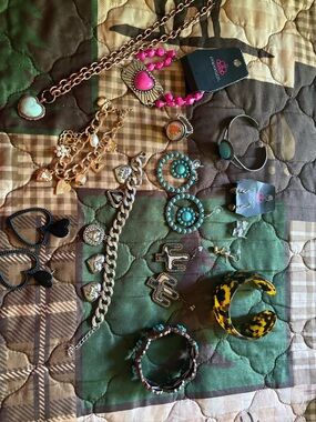 Lot of Poparazzi jewelry